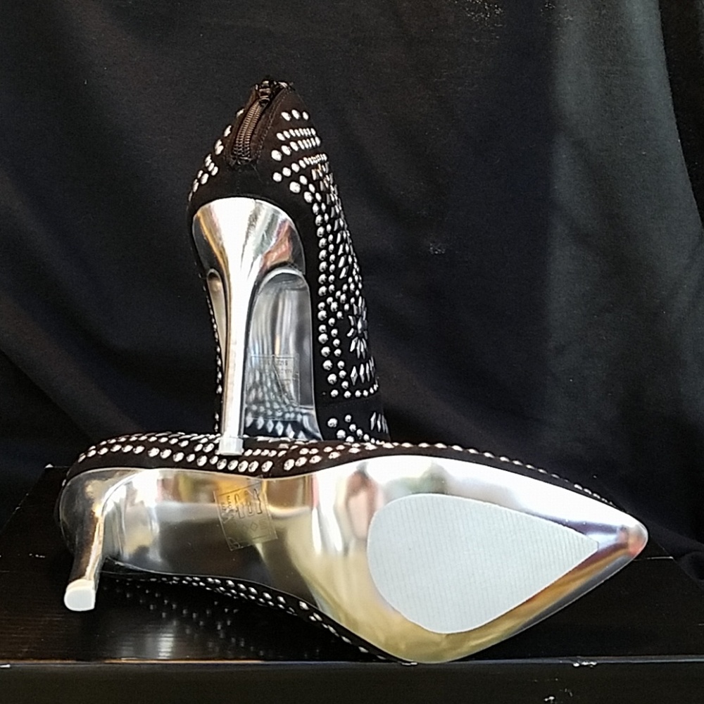 Booties - Picture 2 of 7